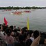 比赛现场掌声如潮，气氛火爆异常